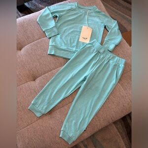 Kyte Baby Long Sleeve Pajamas size 2T New